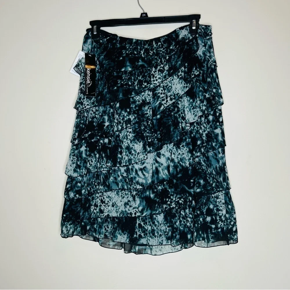 KENSIE Floral Skirt NWT